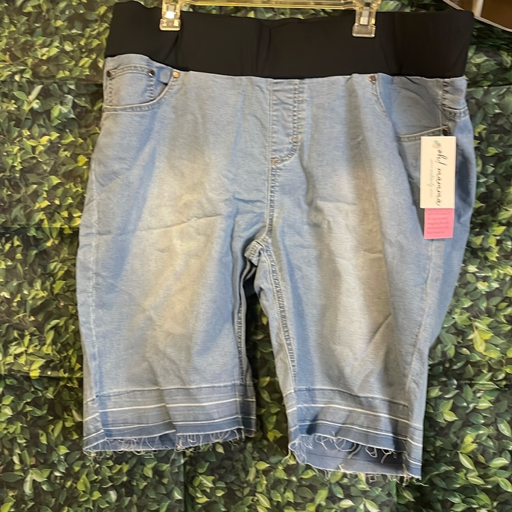 Oh! Mamma maternity shorts